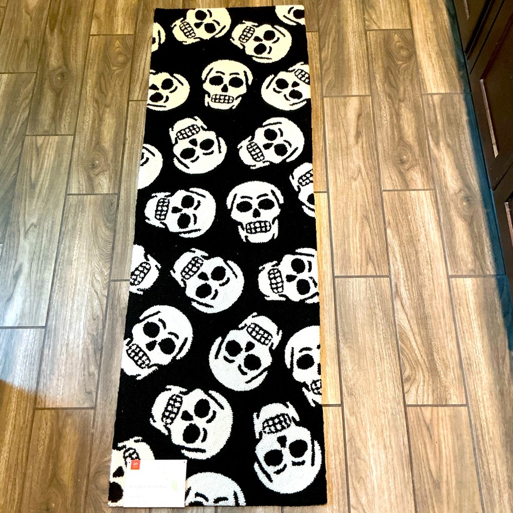 LOLOI 20x60 Allover Skulls Runner